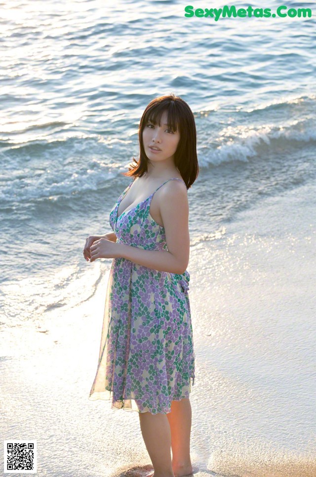 Anna Konno - Bikiniriot Image Gallrey No.43f530